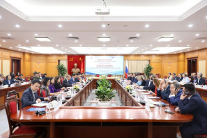 Việt Nam và Nga đẩy mạnh hợp tác giáo dục và khoa học công nghệ