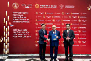 Ký kết với 3 trường đại học lớn của Nga tại diễn đàn hiệu trưởng