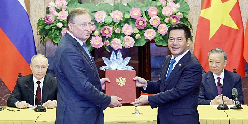 Việt Nam và Nga thúc đẩy hợp tác chiến lược: năng lượng, công nghệ và cơ hội giáo dục